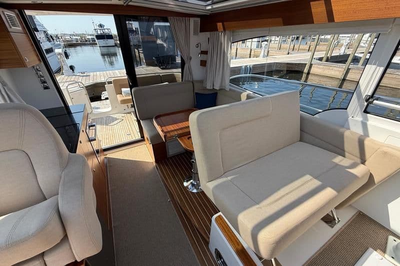 2022 Nimbus Boats 365 Coupe for Sale in Muskegon, Michigan Cruiser 5