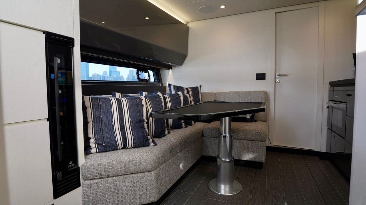 2024 Azimut Verve 48 in vendita a Chicago, Illinois Motor Yacht 1