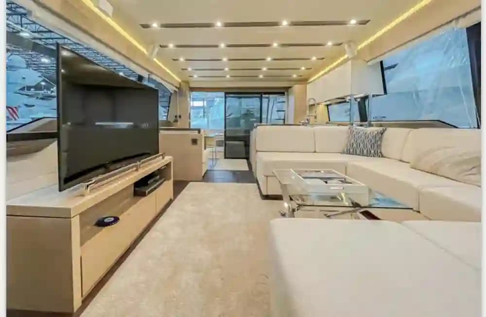 2016 Prestige 680 for Sale in Chicago, Illinois Flybridge 4