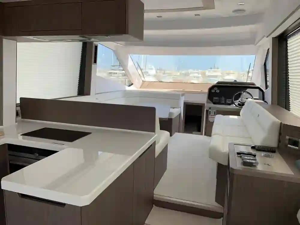 2019 Galeon Yachts 500 Fly for Sale in Balearic Islands, ES Flybridge 2