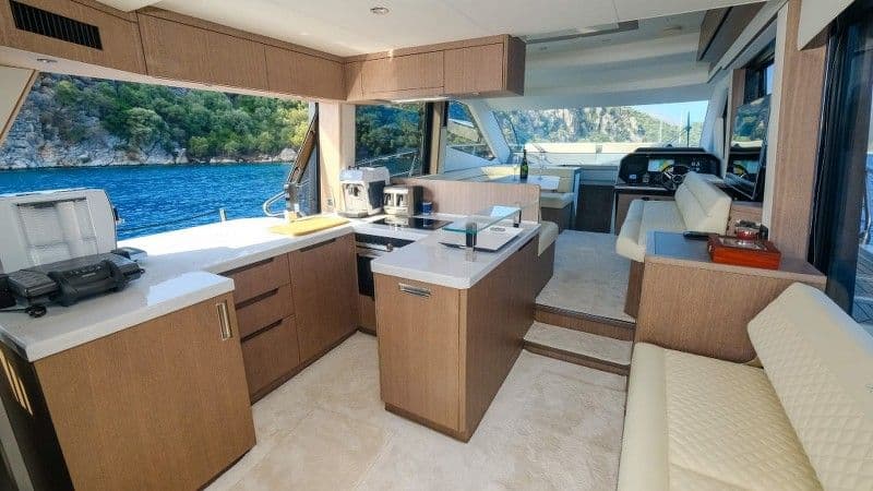 2023 Galeon Yachts 500 Fly a la venta en Athens, GR Flybridge 5
