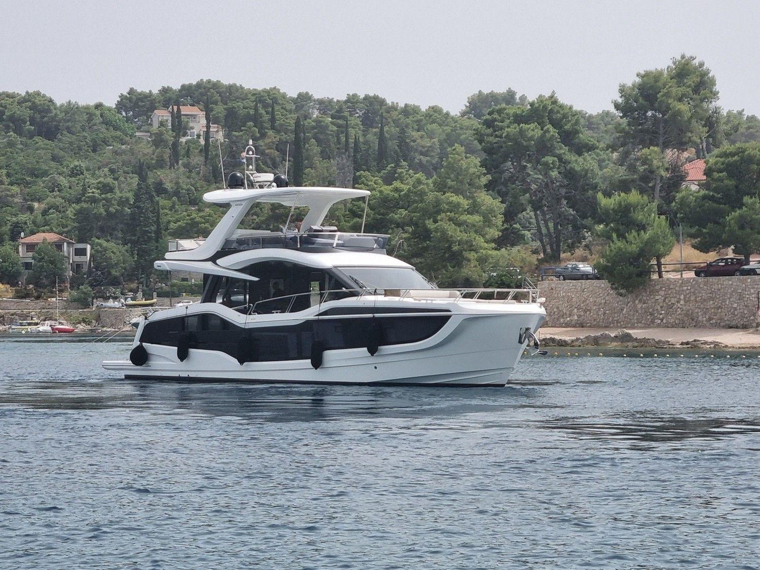 Galeon Yachts 560 Fly For Sale