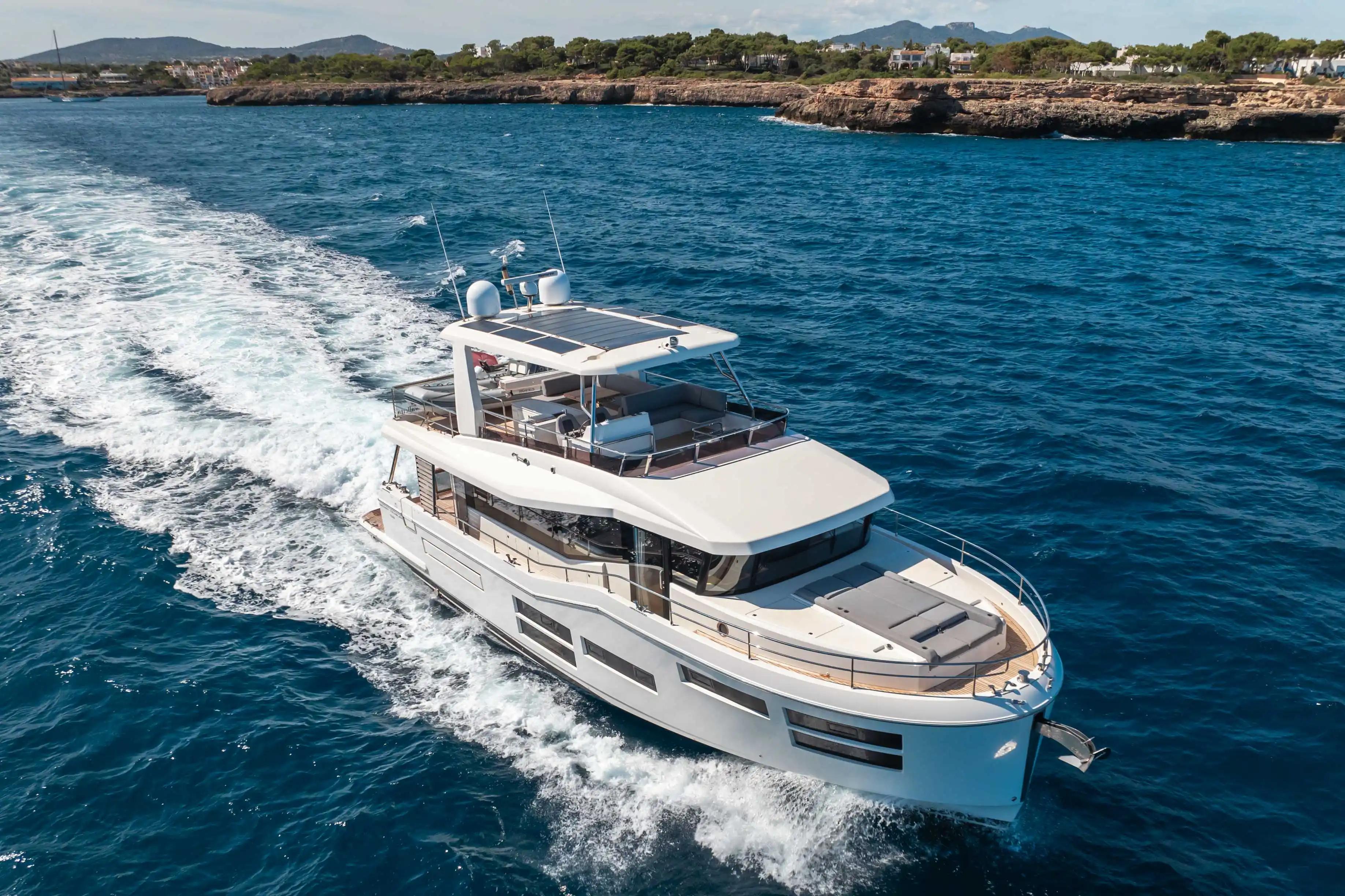 Beneteau Grand Trawler 62 For Sale
