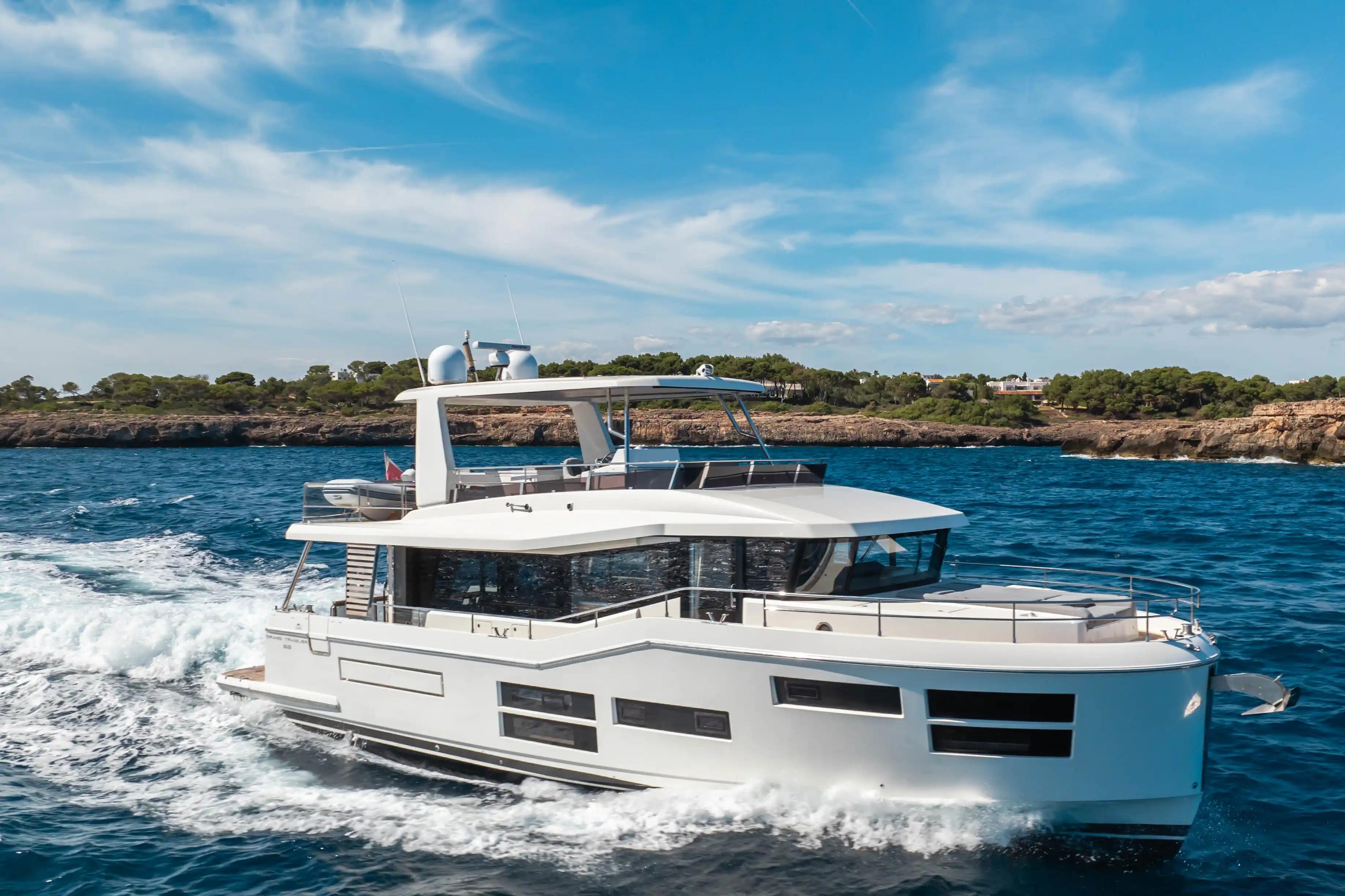 Beneteau Grand Trawler 62 For Sale