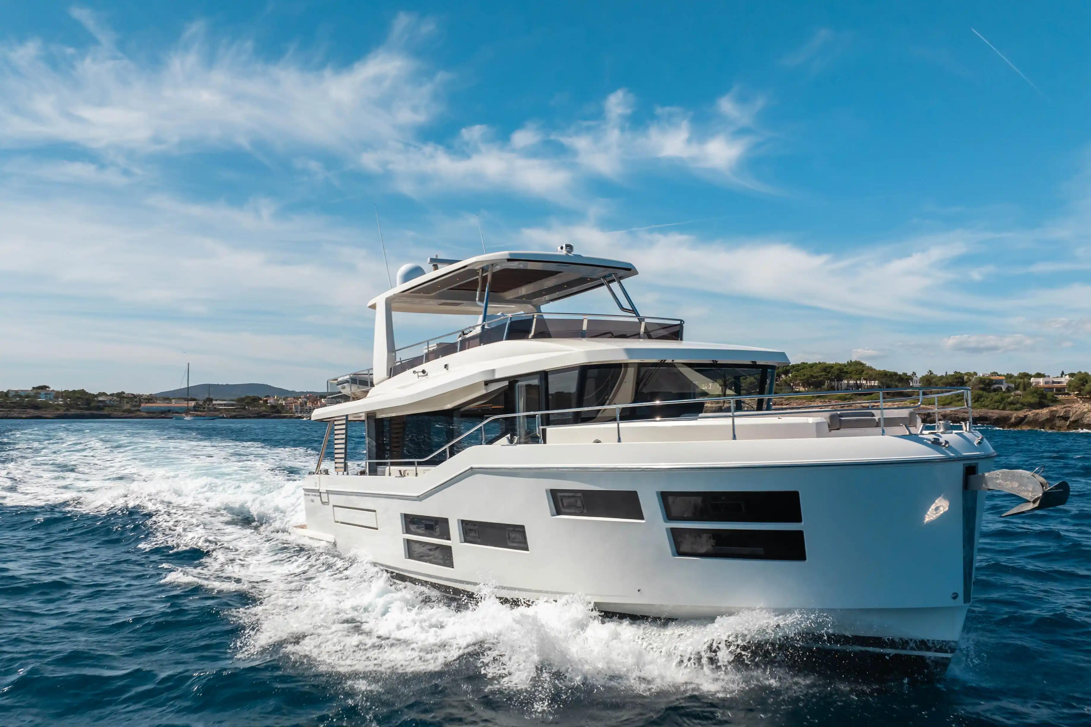 Beneteau Grand Trawler 62 For Sale