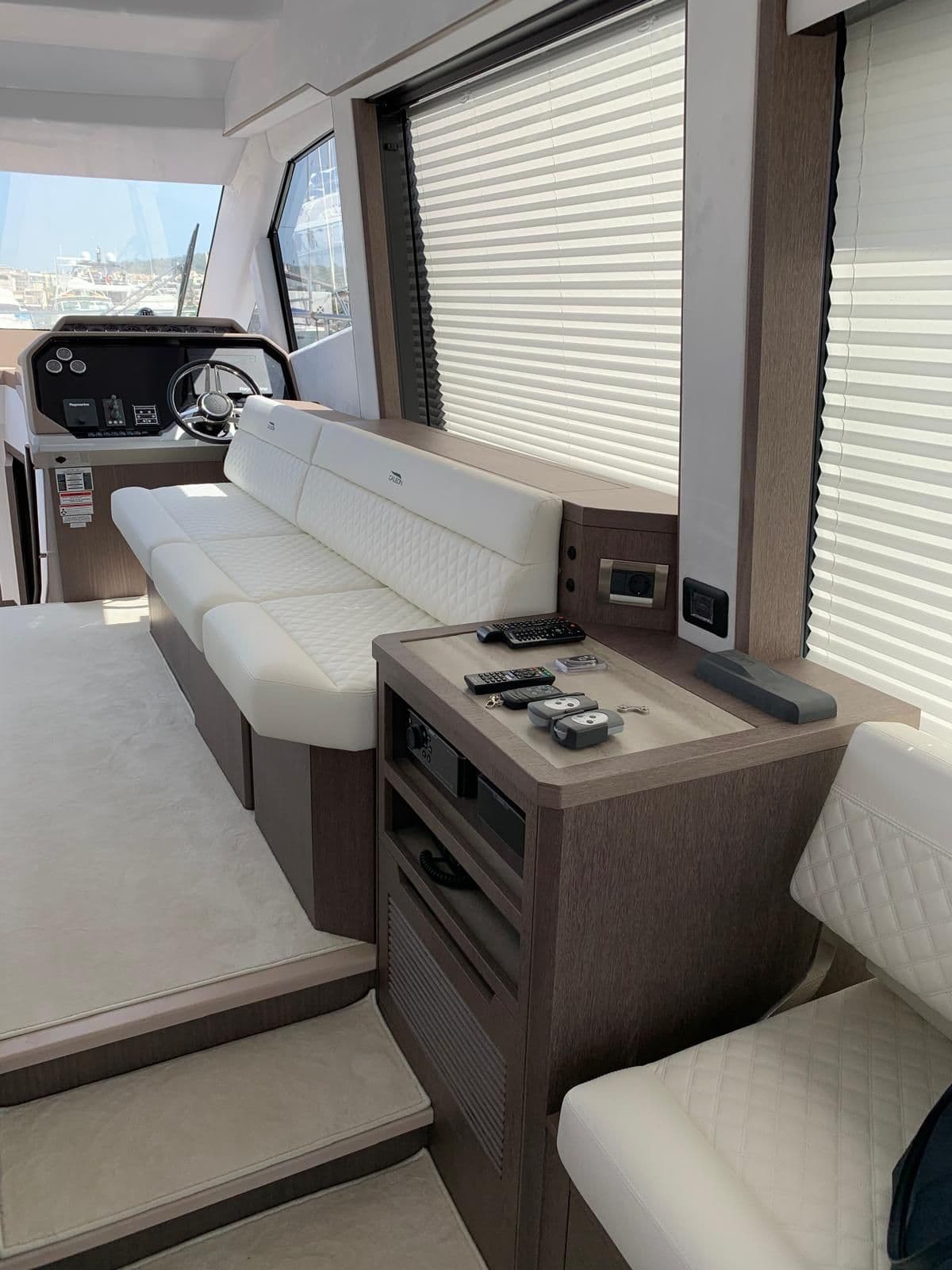 2019 Galeon Yachts 500 Fly for Sale in Balearic Islands, ES Flybridge 5