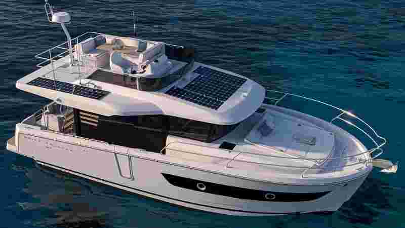 2026 Beneteau Swift Trawler 37 Fly