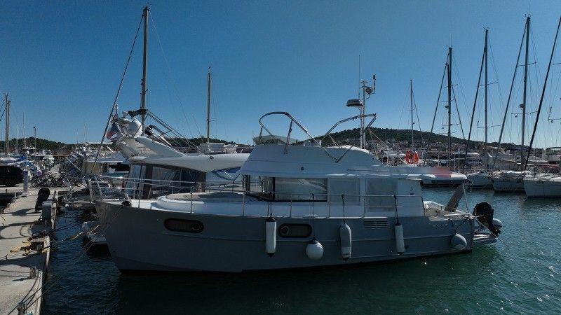 Beneteau Swift Trawler 44 For Sale