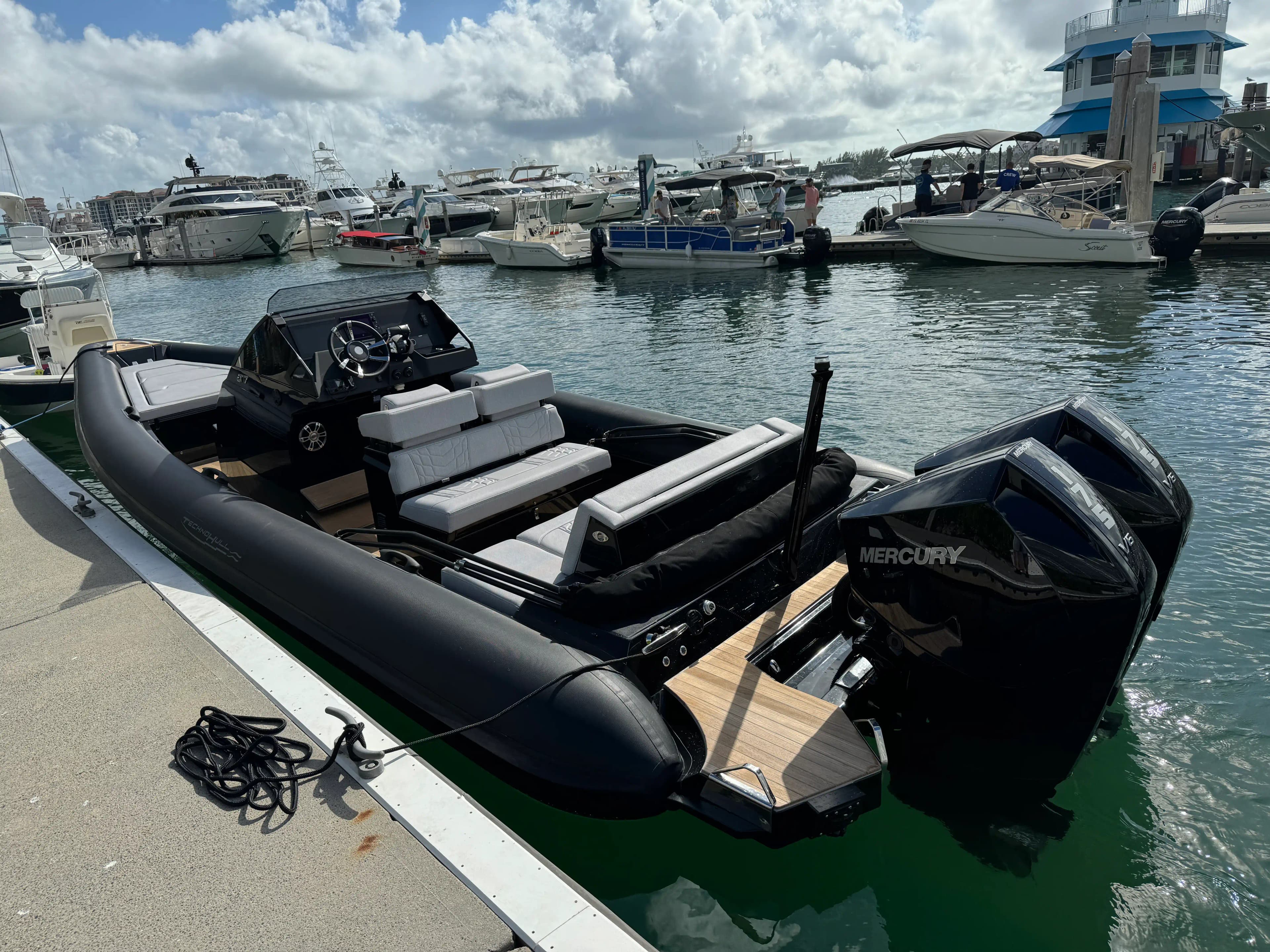 2023 Technohull GT7 Sold in Miami Beach, Florida Center Console 2