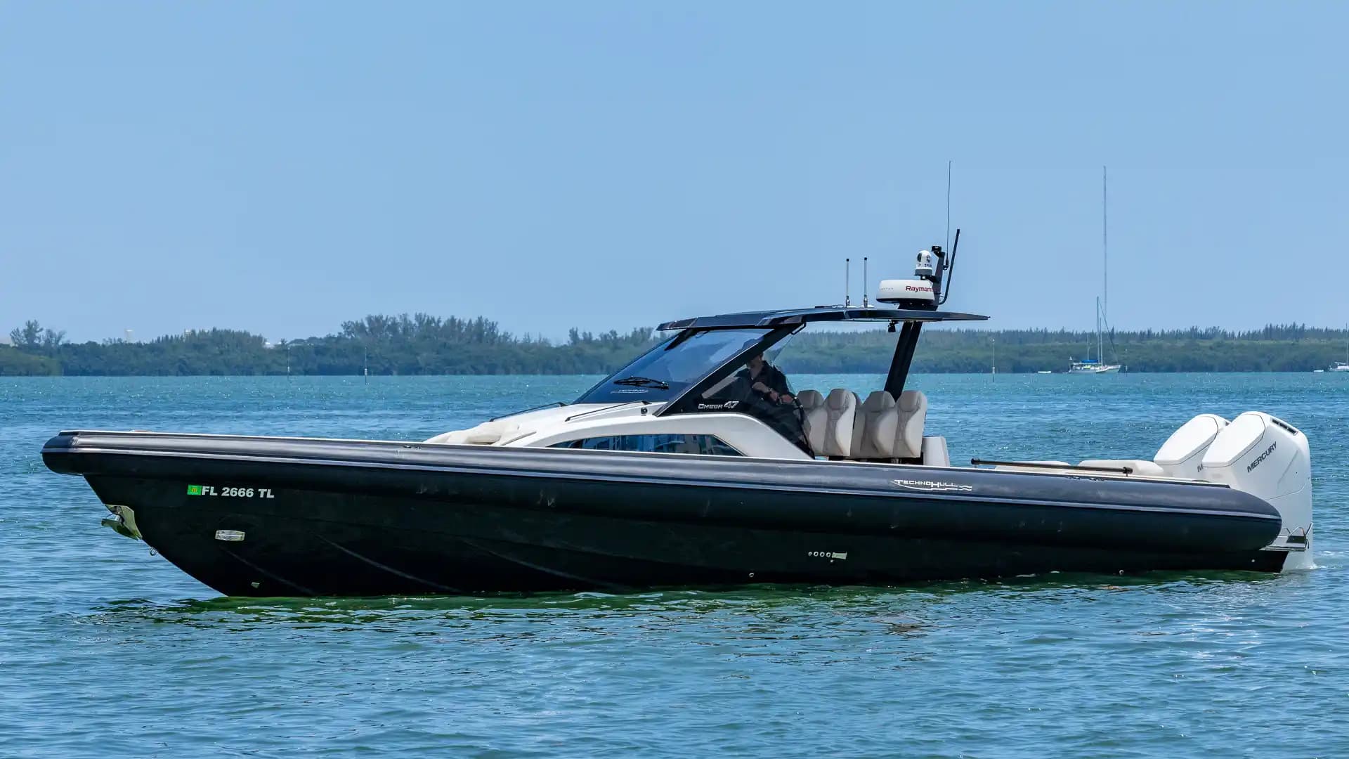 Technohull Omega 47 te koop