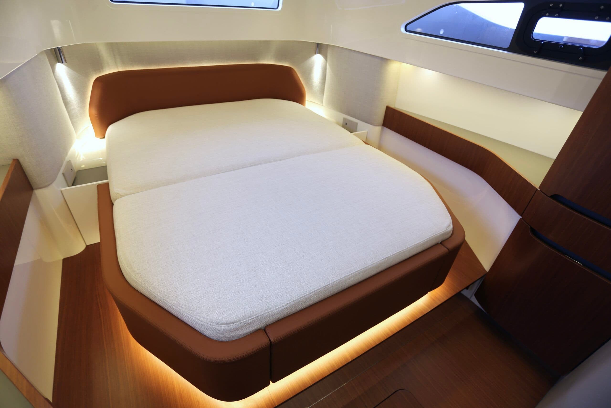 2026 Cantieri Capelli Stradivari 52 Sold in Miami, Florida Center Console 2