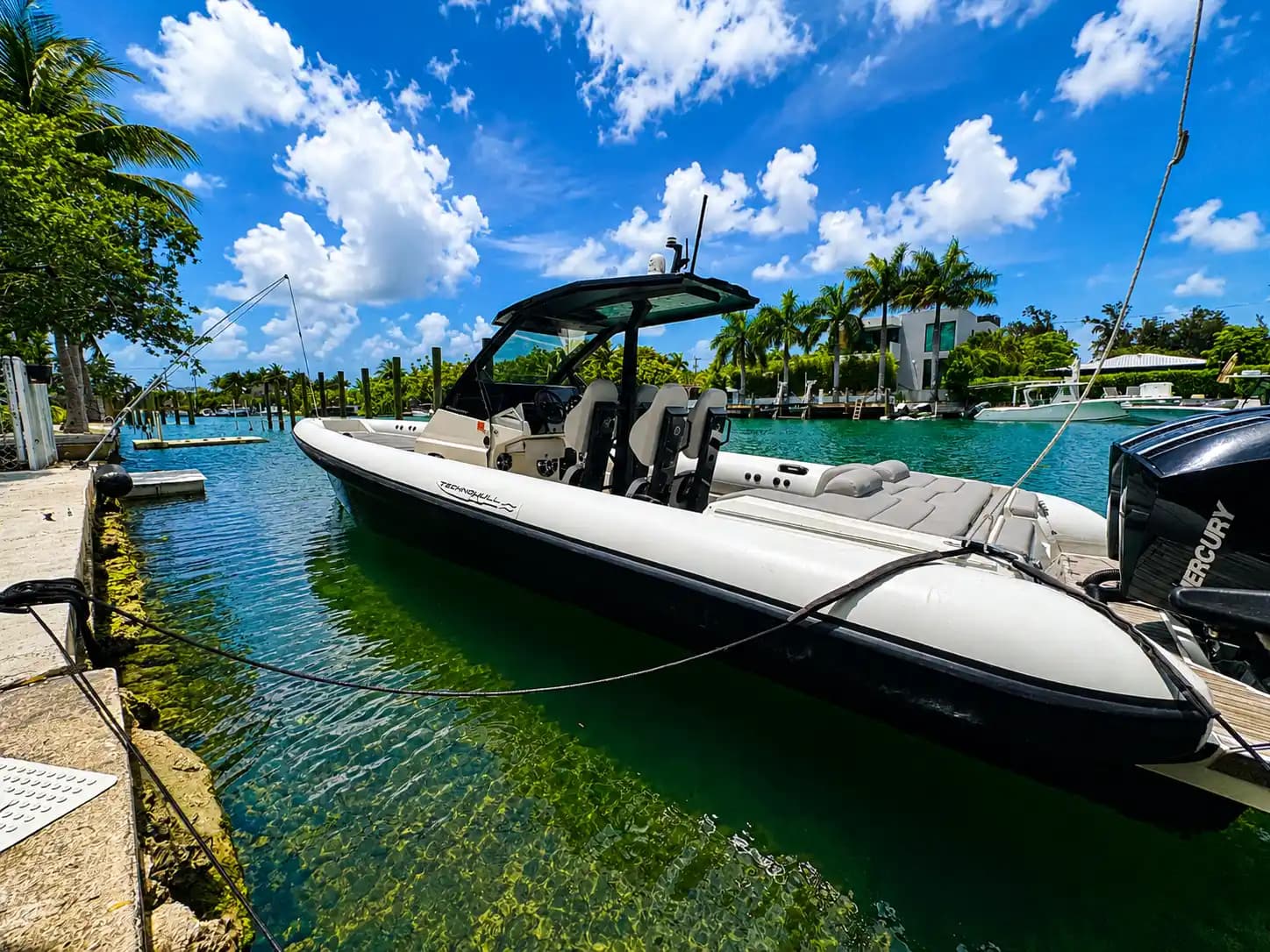 Technohull 38 Grand Sport for Sale