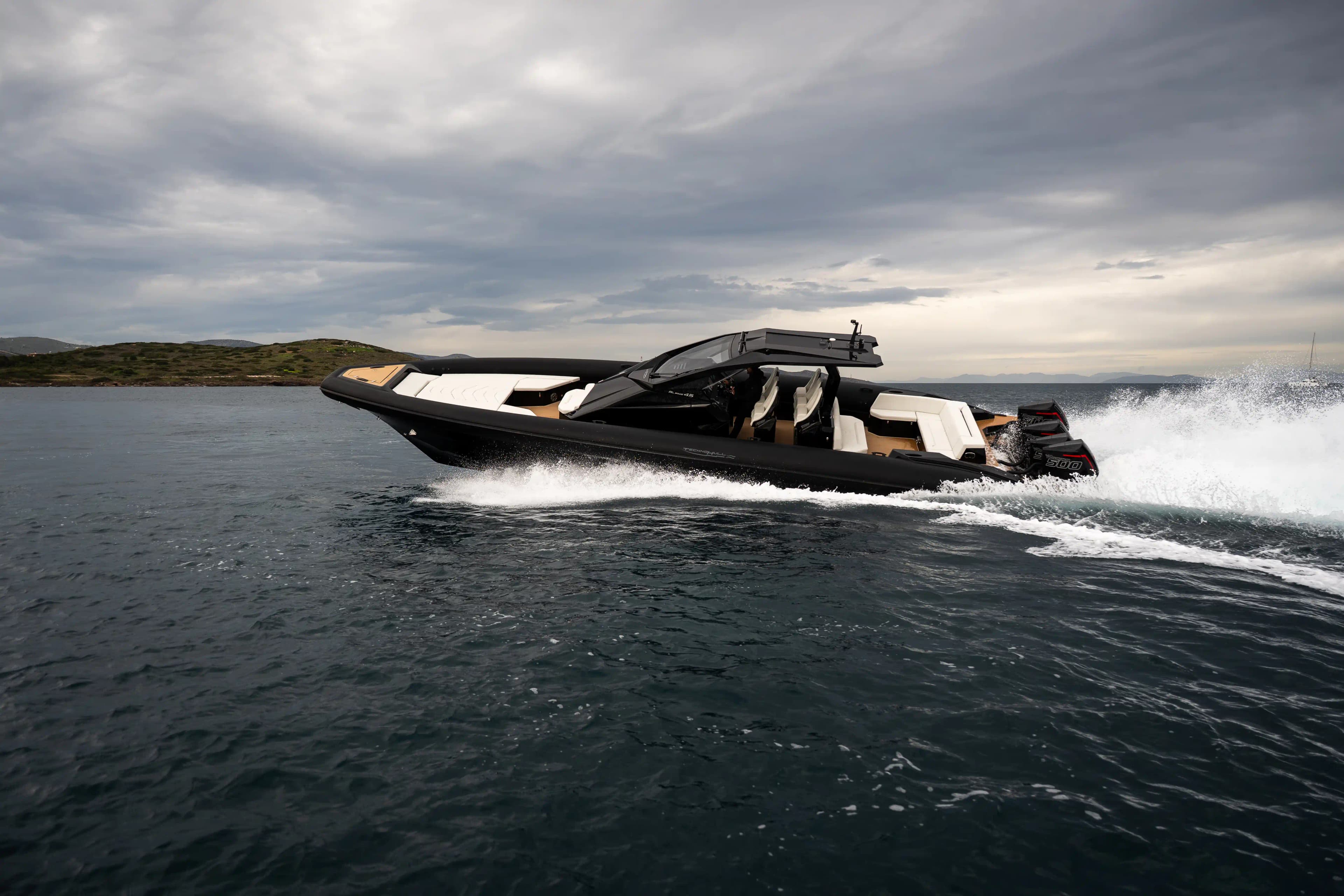 Technohull Alpha 45 for Sale