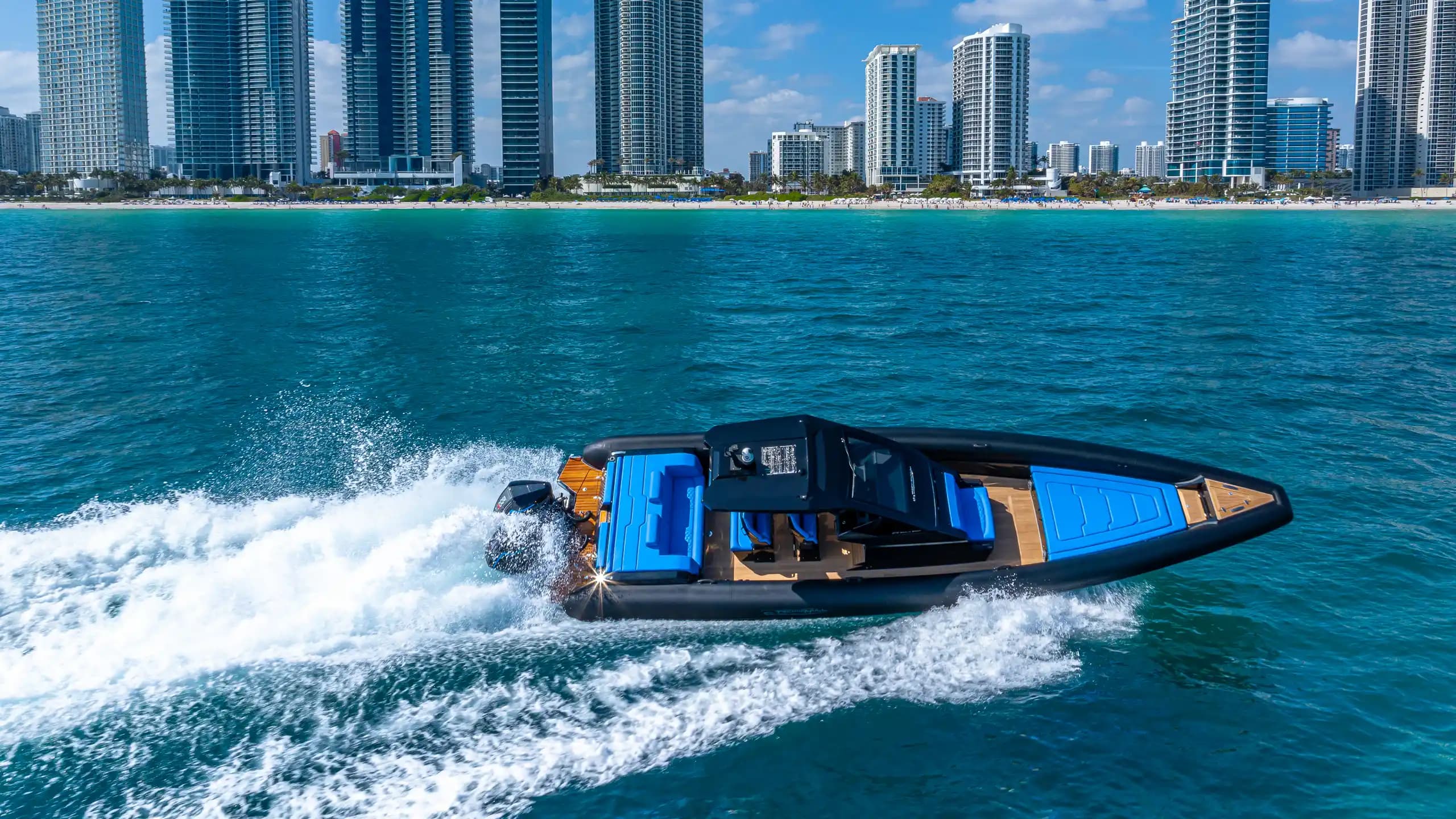 Technohull 38 Grand Sport for Sale