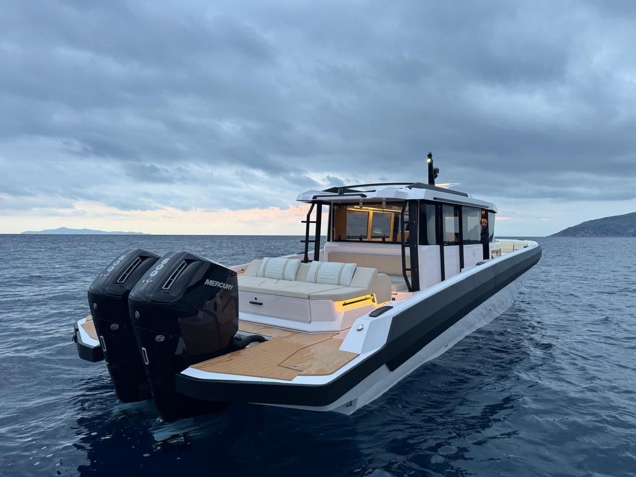 Technohull XPD in vendita