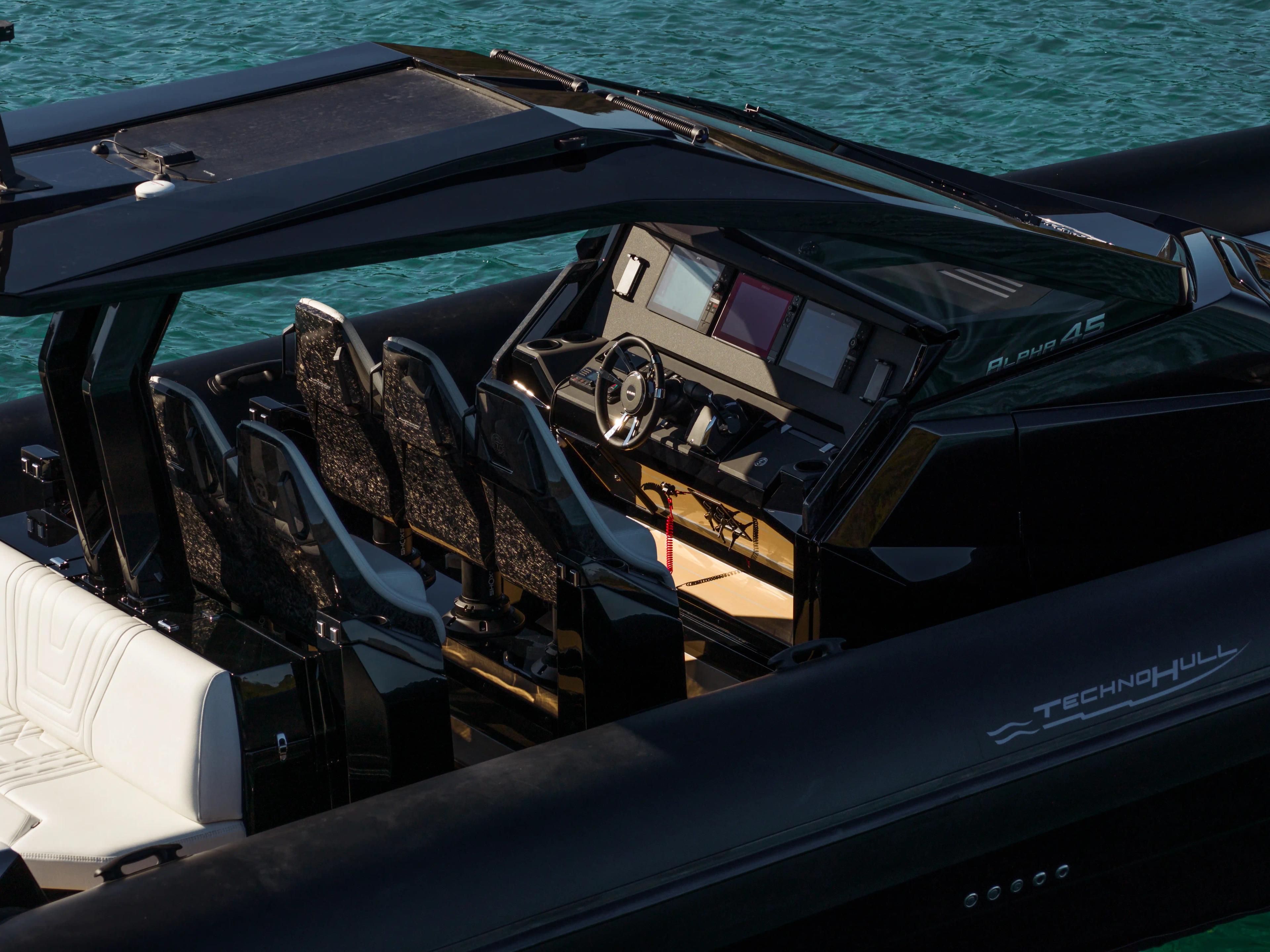 Technohull Alpha 45 zum Verkauf