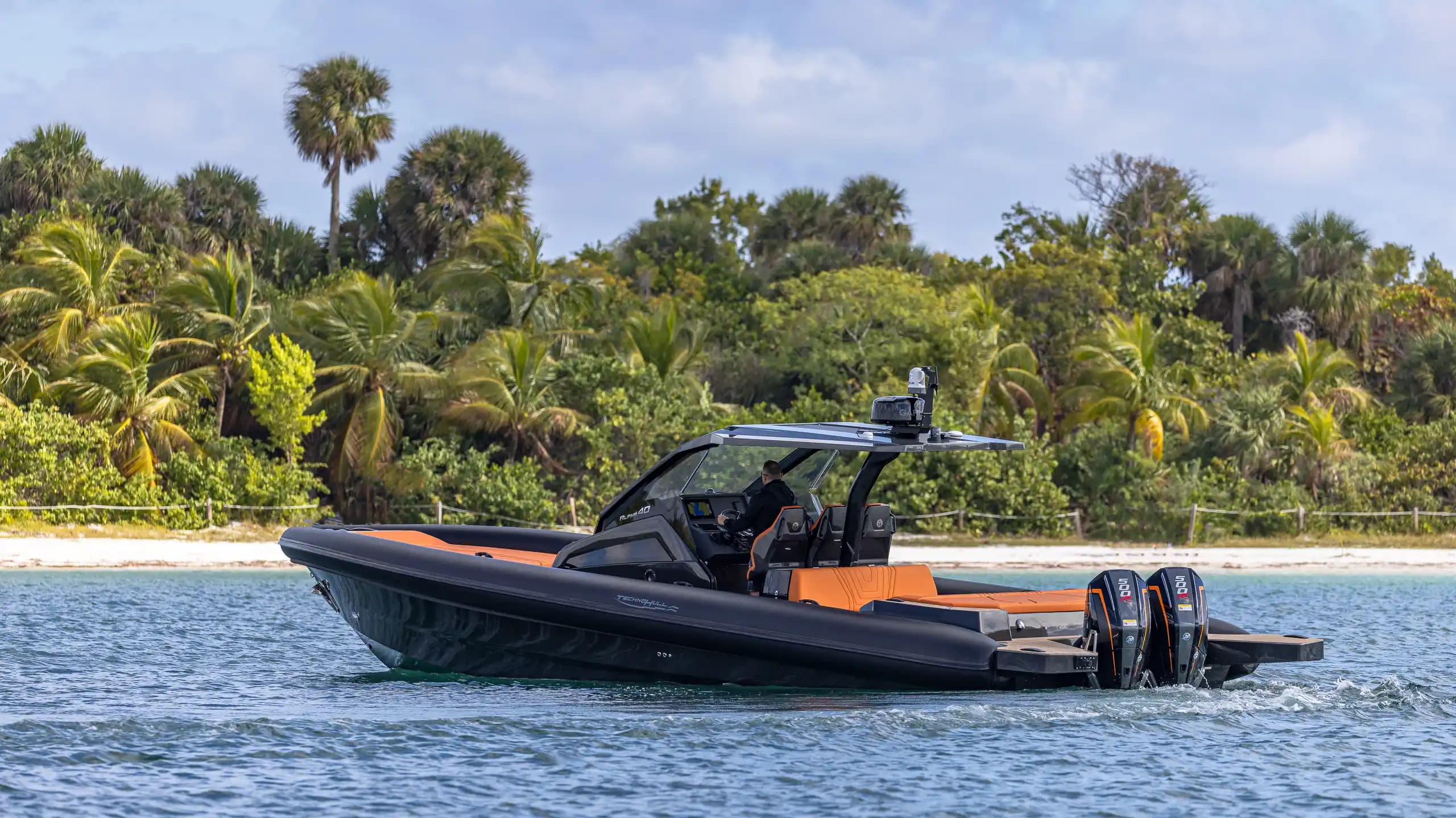 Technohull Alpha 40 for Sale