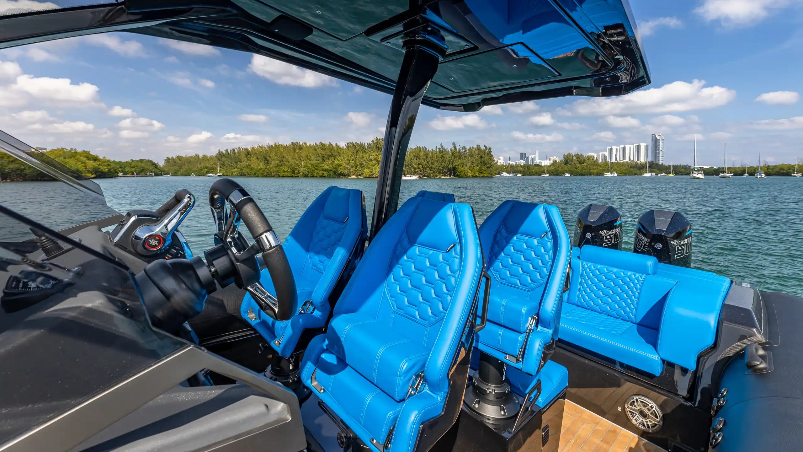 Technohull 38 Grand Sport for Sale