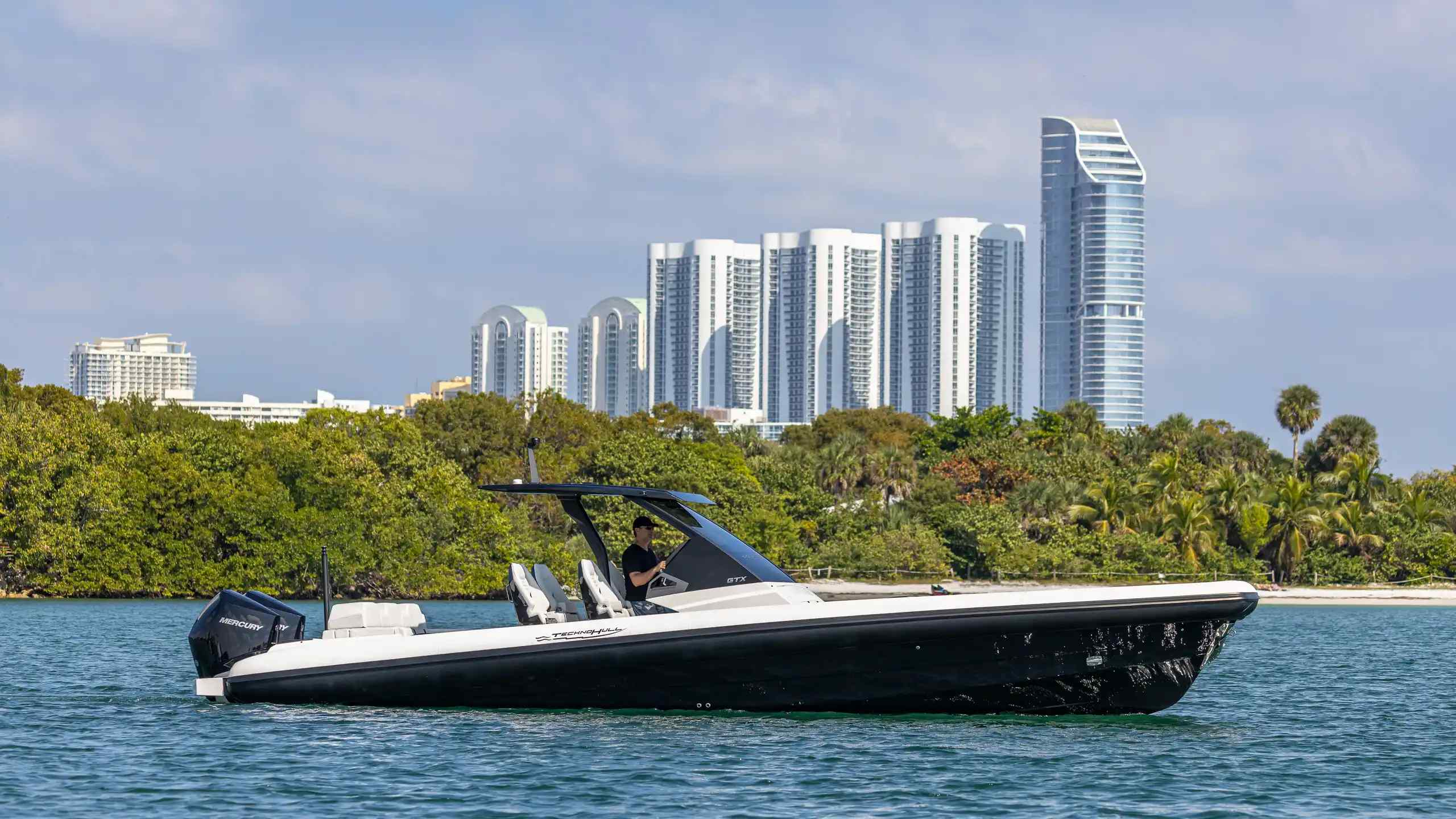 Yacht