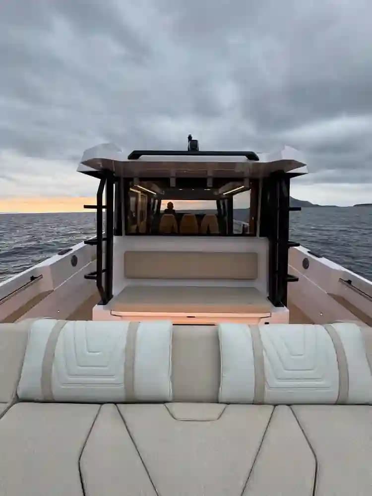 Technohull XPD in vendita