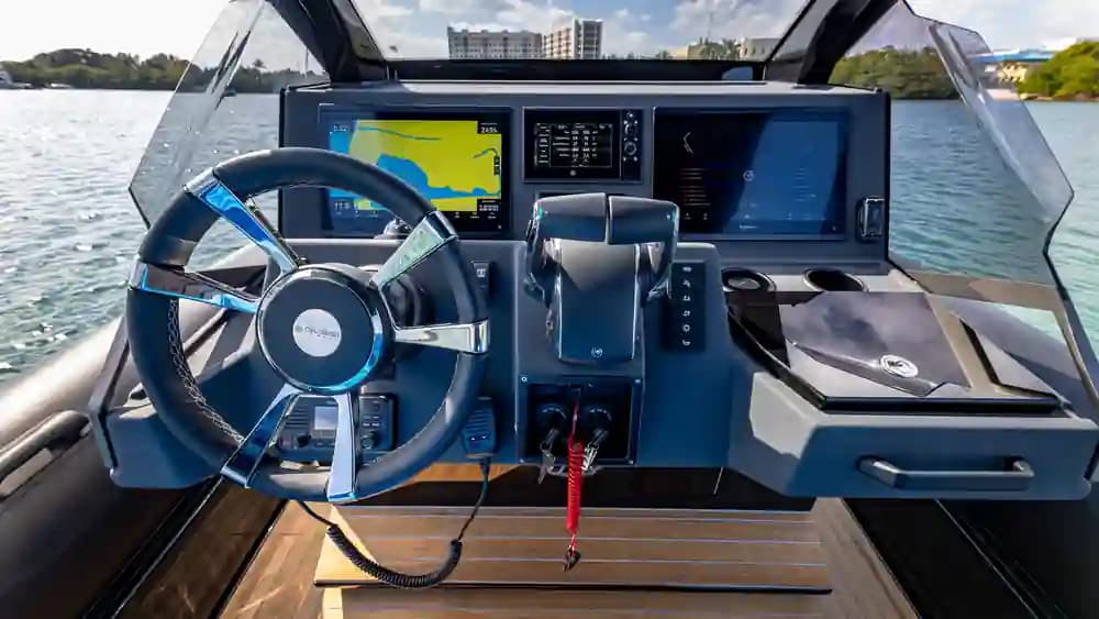Technohull 38 Grand Sport for Sale