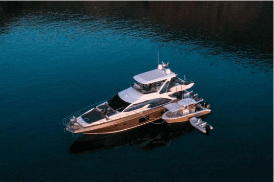 Azimut 66 on Display