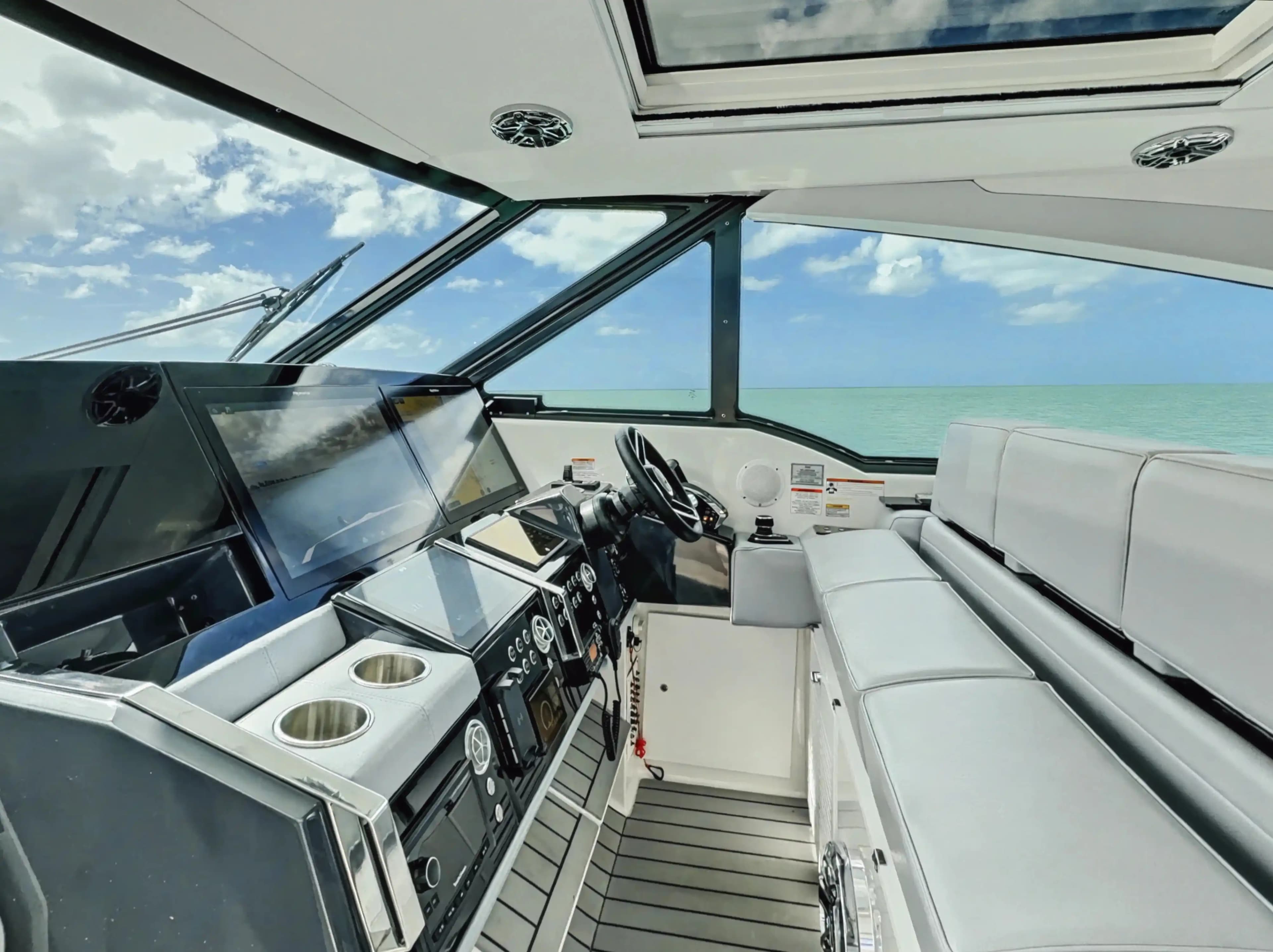 2022 Formula Boats 500 Super Sport Crossover for Sale in Naples, Florida High Performance 2