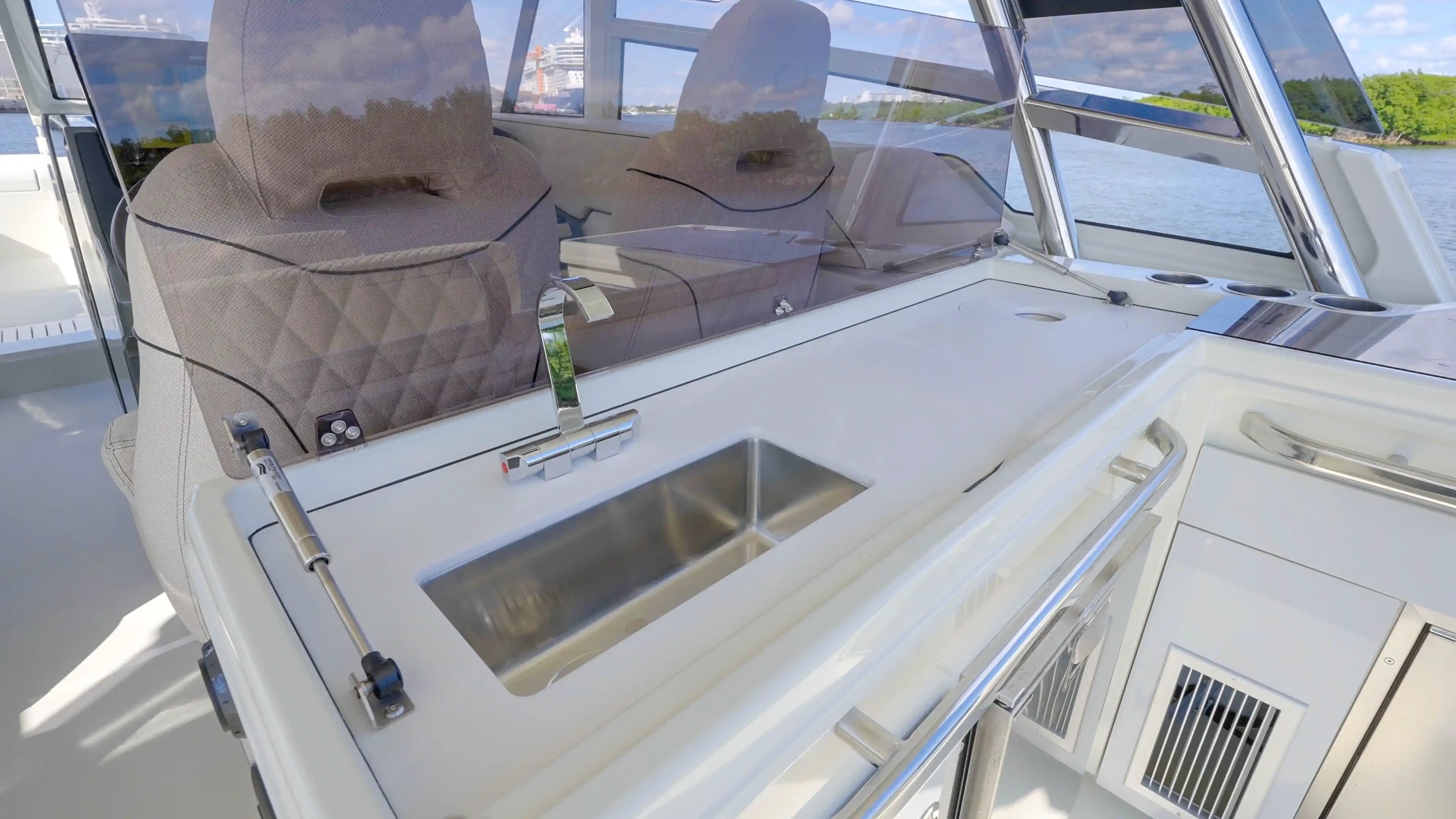 2025 YOT 41 for Sale in Miami Beach, Florida Power Catamarans 5