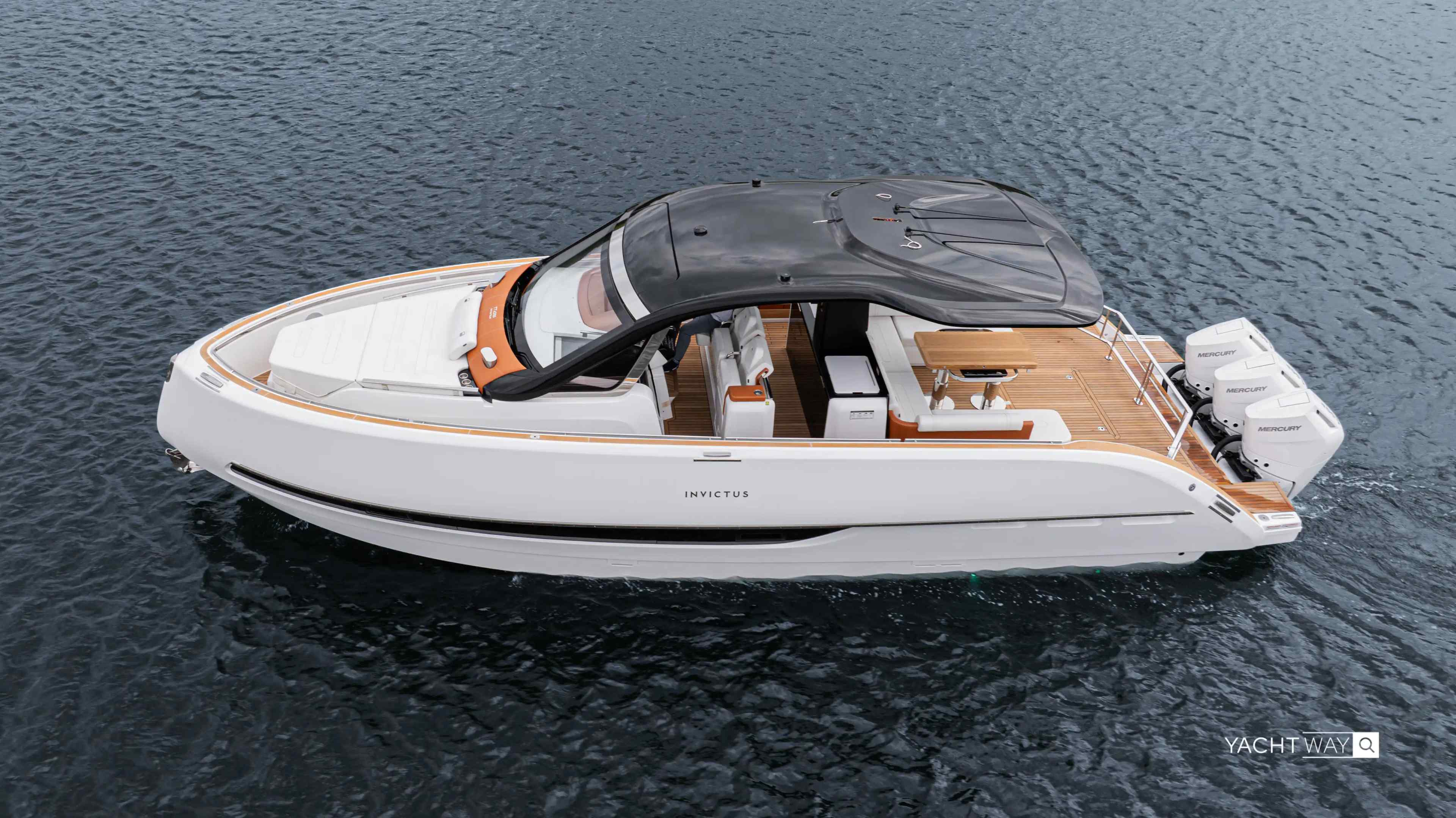 Yacht