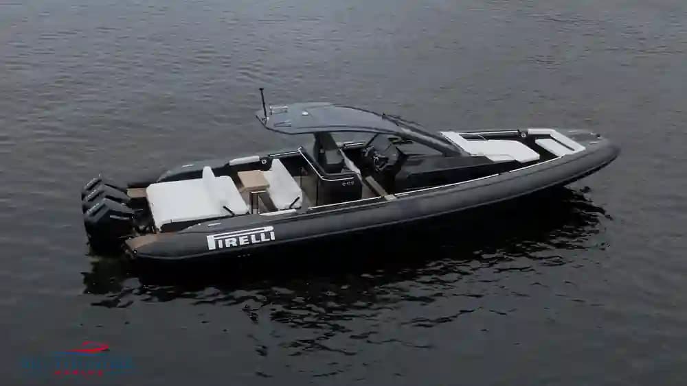 Pirelli Speedboats 42 OB for Sale
