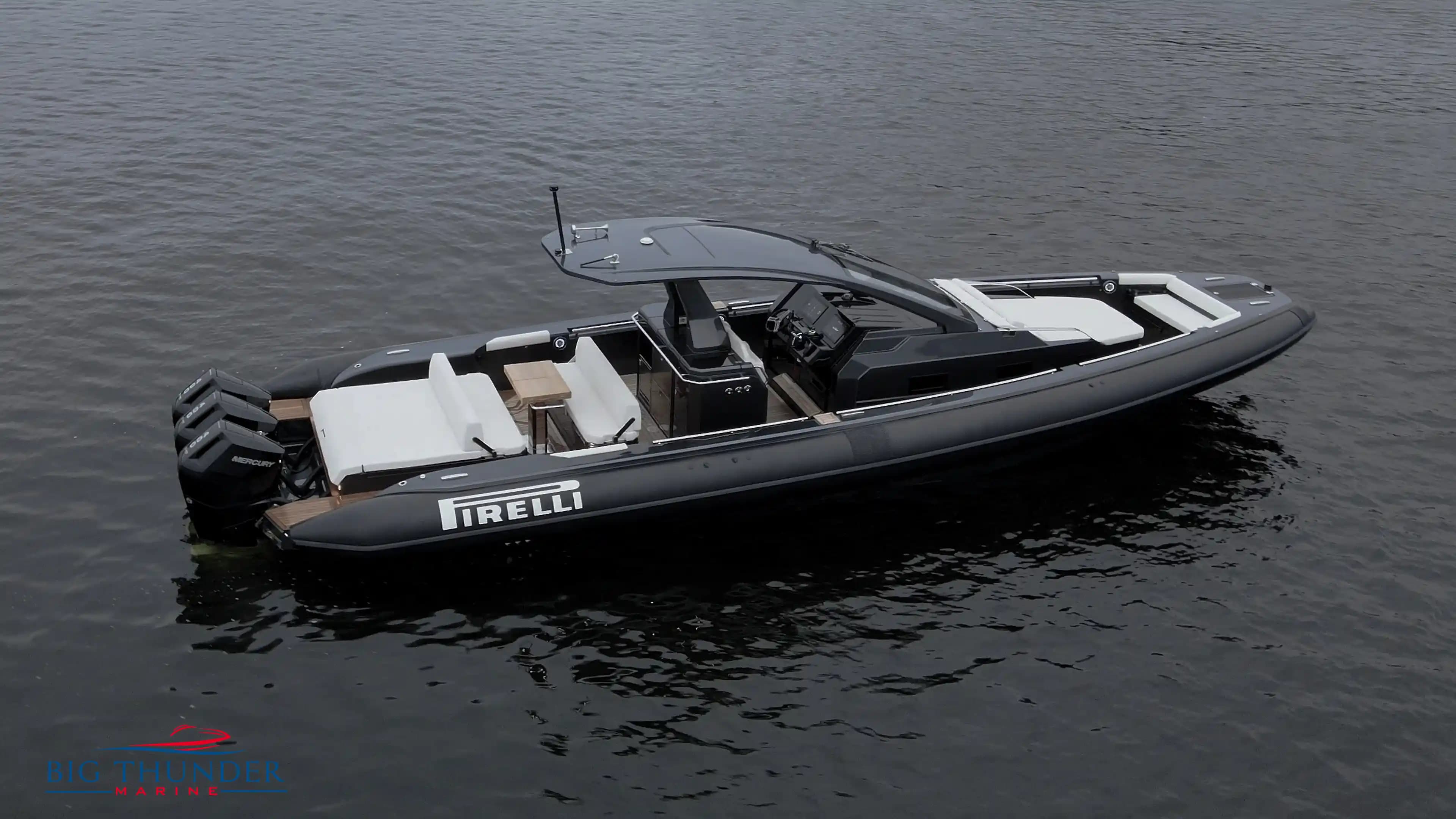 Pirelli Speedboats 42 OB for Sale