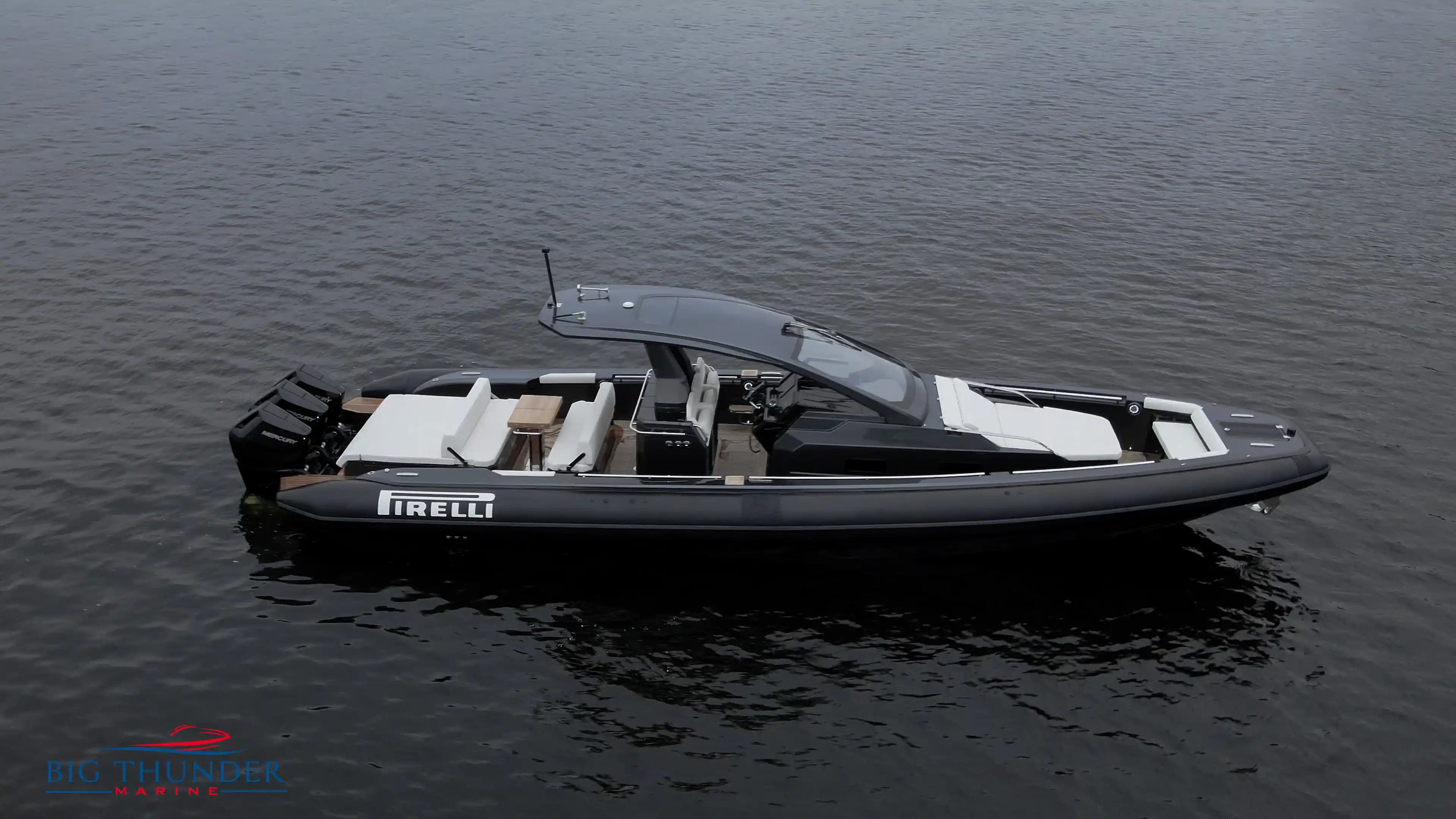 Pirelli Speedboats 42 OB for Sale