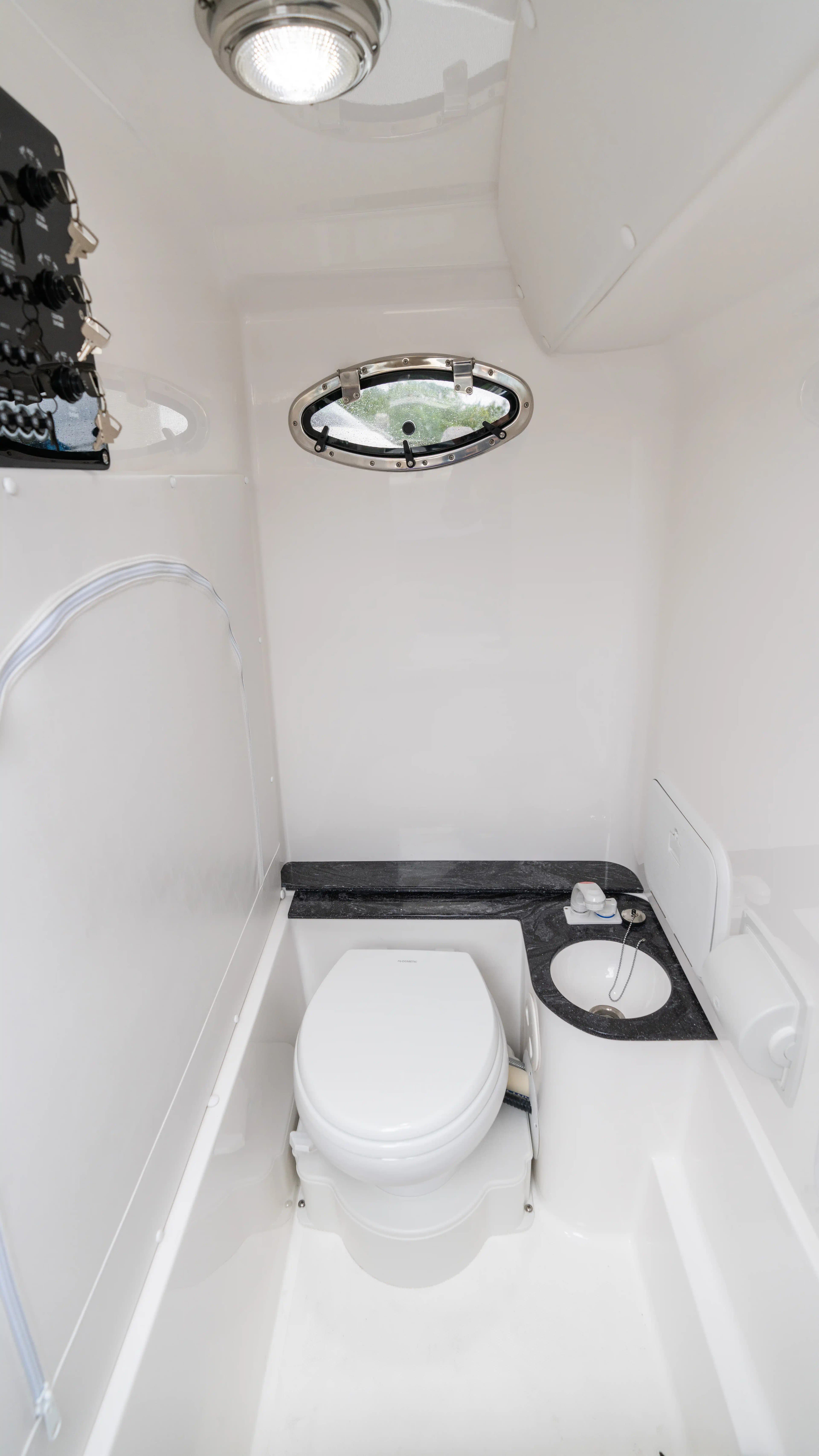 Fountain Powerboats 38 CC for Sale