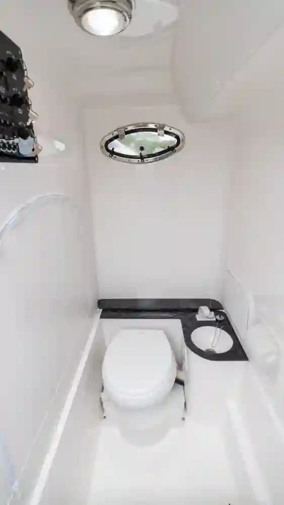 Fountain Powerboats 38 CC for Sale