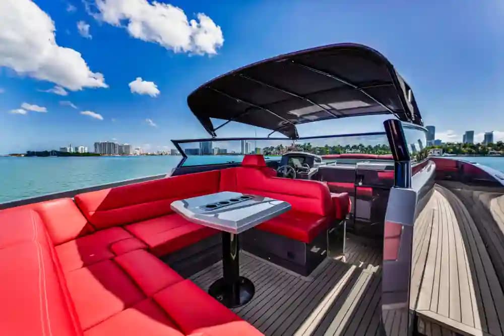 Vanquish Yachts VQ45 for Sale