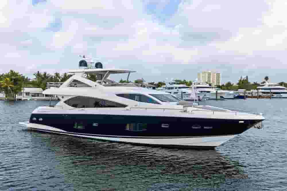 2012 Sunseeker 88 Yacht