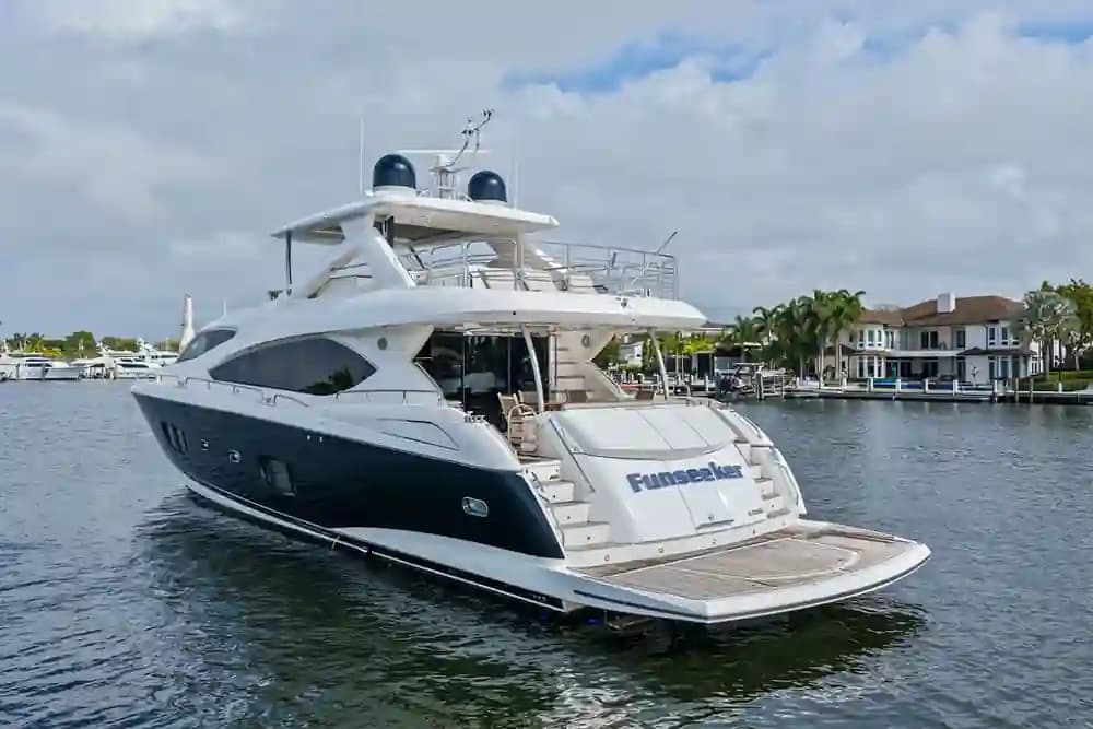 Sunseeker 88 Yacht for Sale