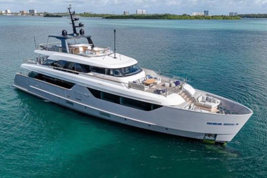 2023 Sanlorenzo SD118