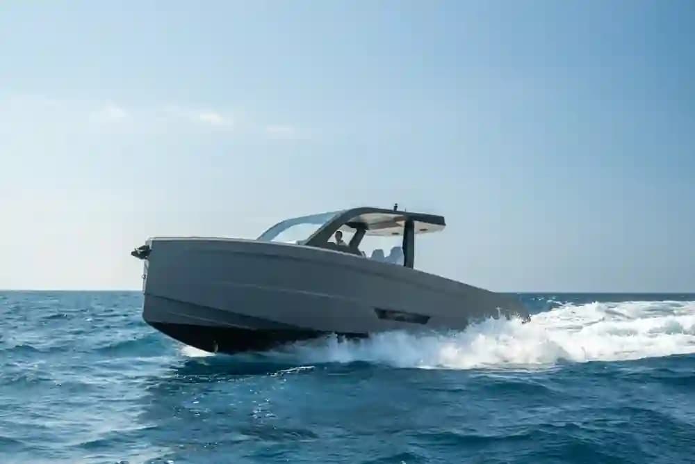 Maxim Yachts MAX43 Race in vendita