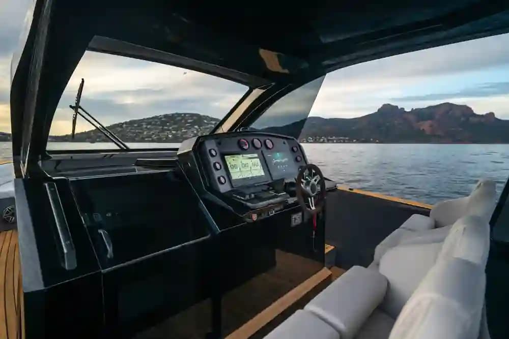 Maxim Yachts MAX44 R for Sale