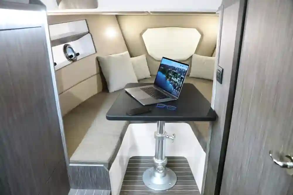 2025 Ranieri International Next 330 LX for Sale in Como, IT Center Console 4