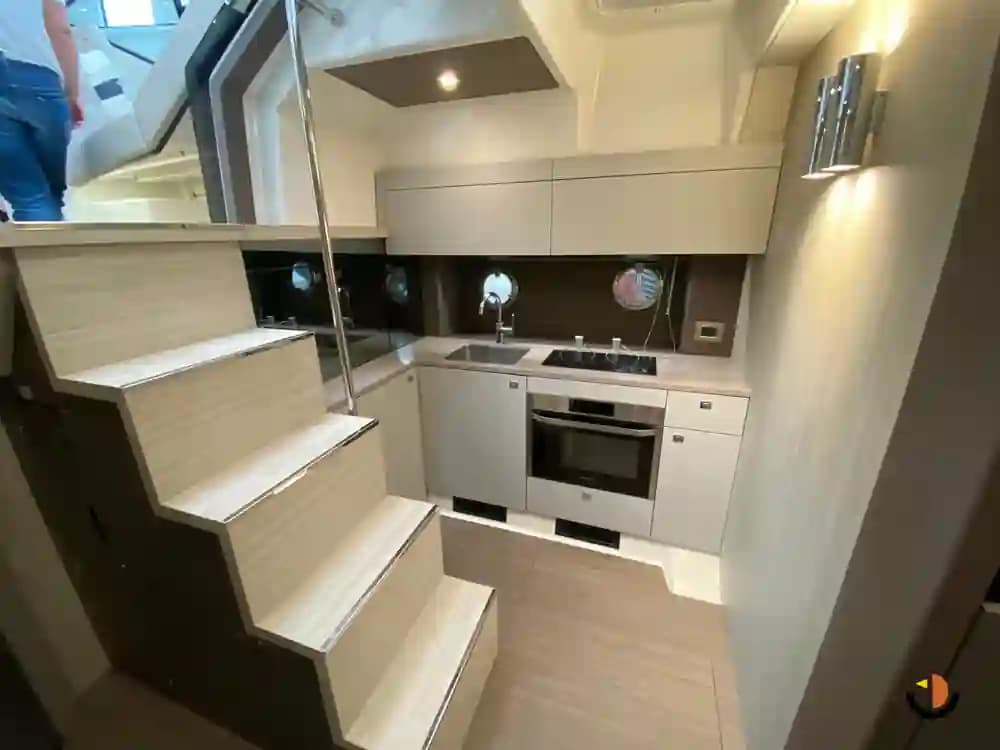2019 Cranchi M44 HT for Sale in Trieste, IT Sport Cruiser 2