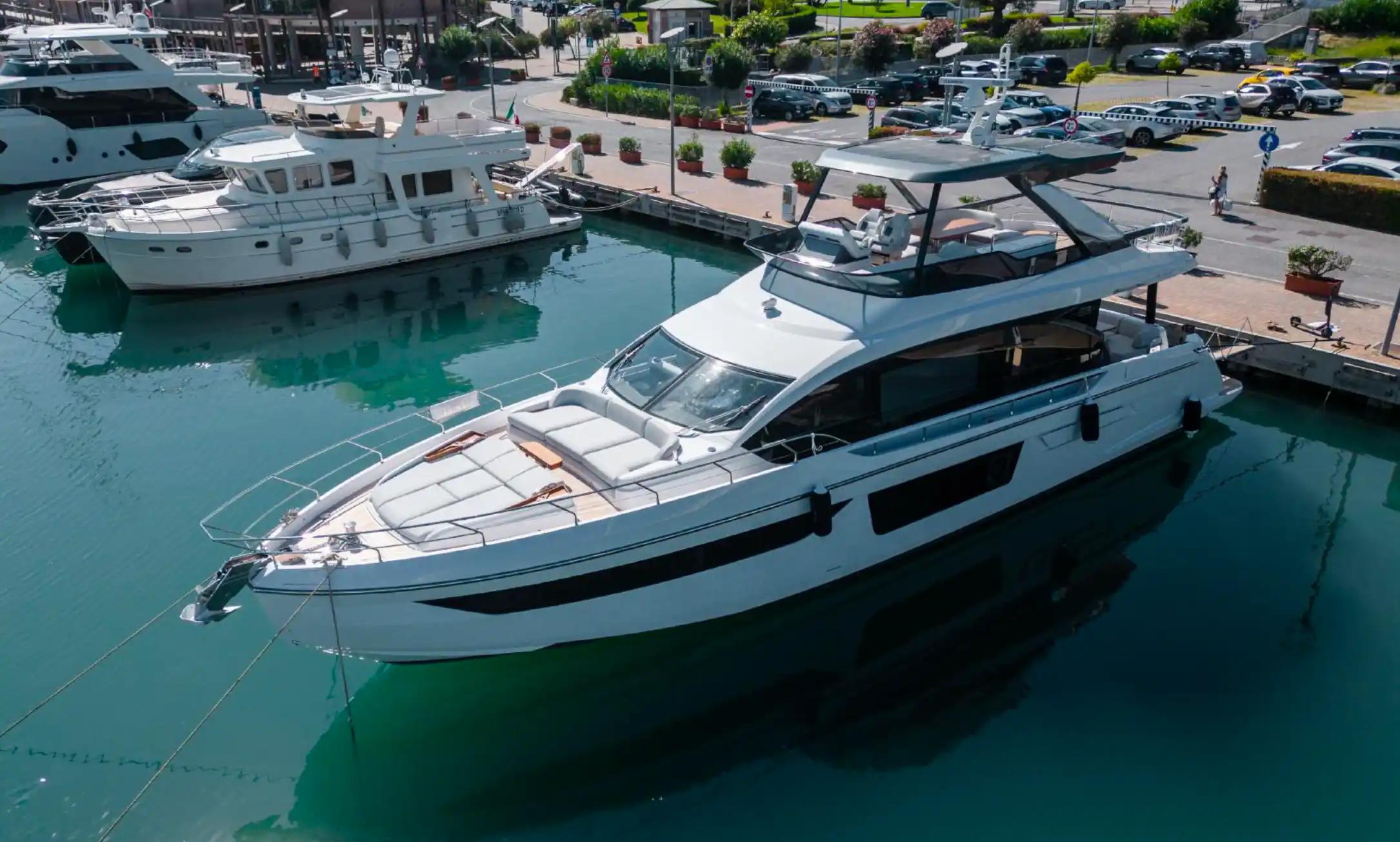 Azimut Fly 68 à vendre