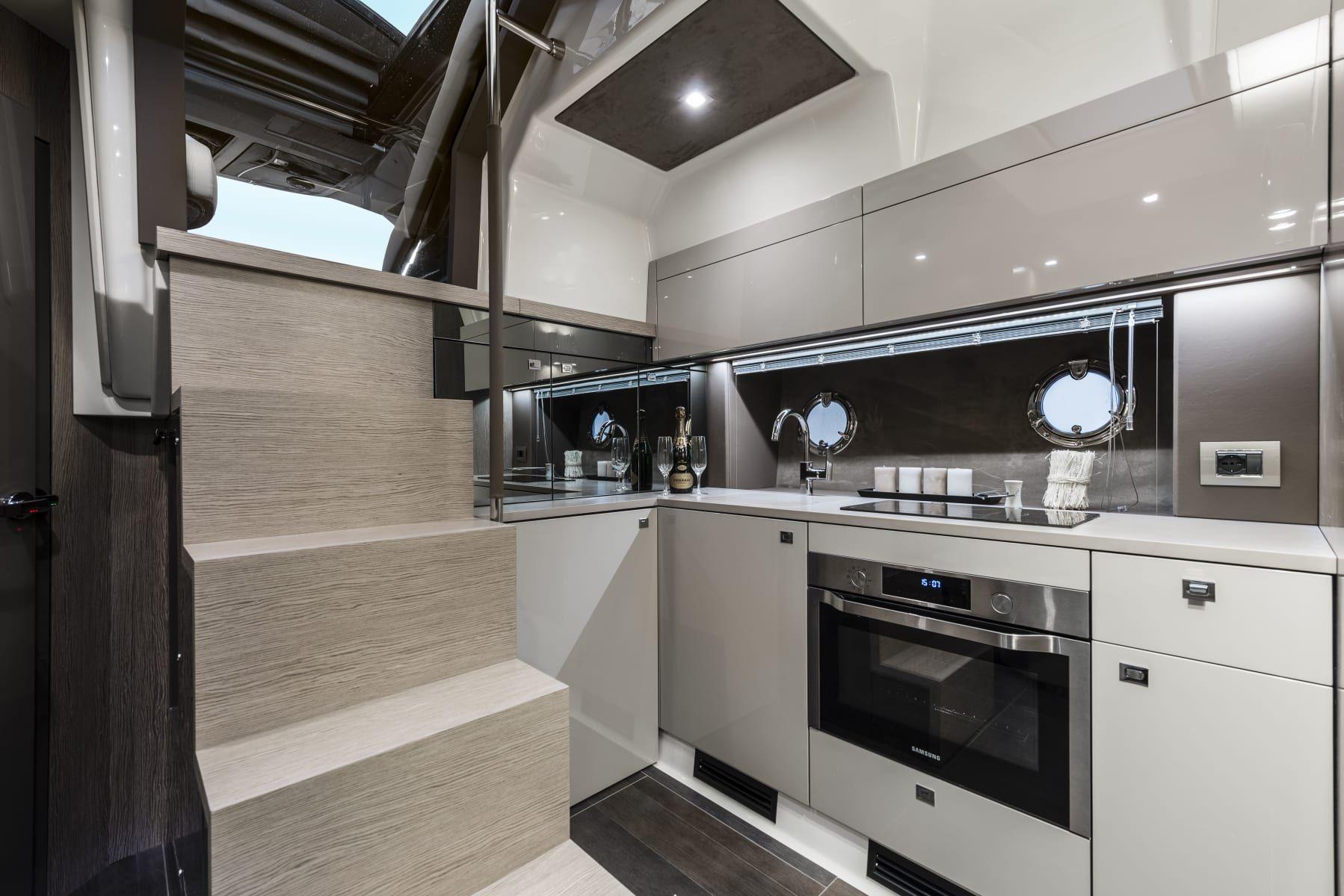 Cranchi M44 HT For Sale