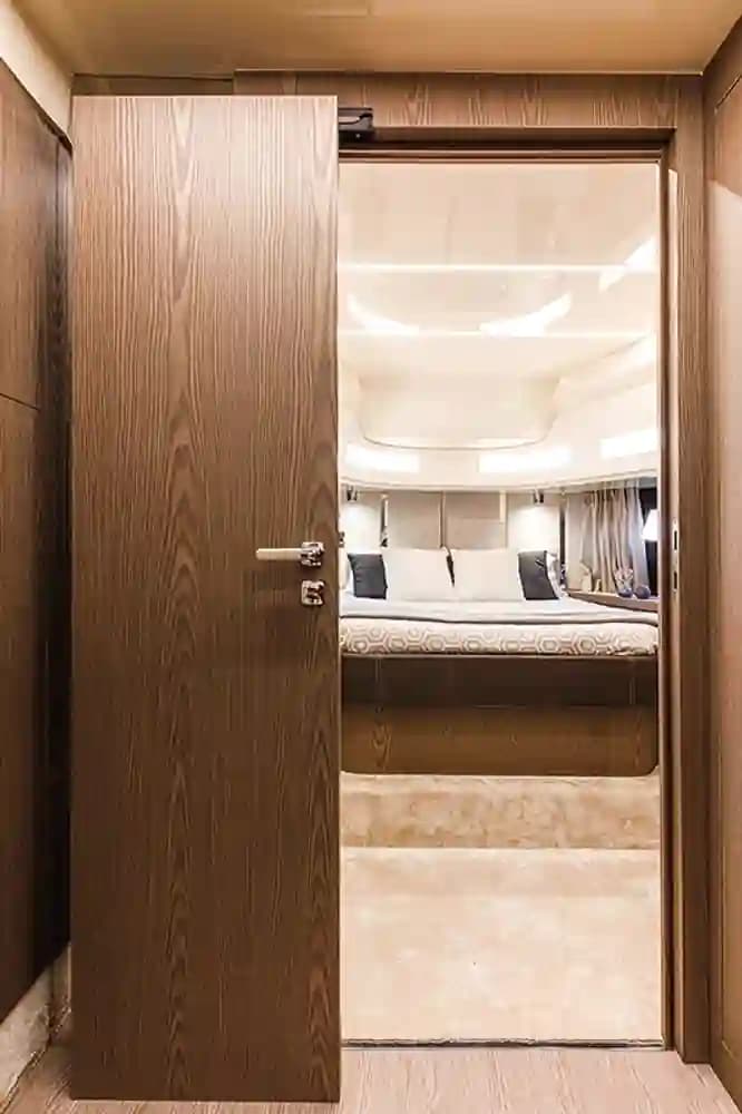 Invictus Yachts TT460 zum Verkauf