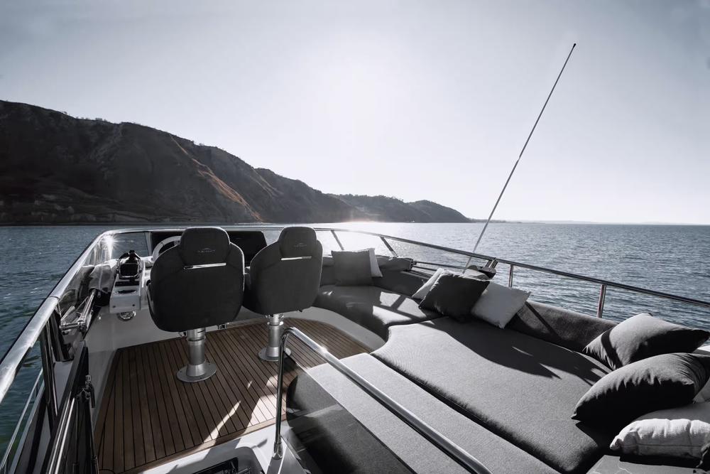 Azimut-S6-_ALE6914.jpg