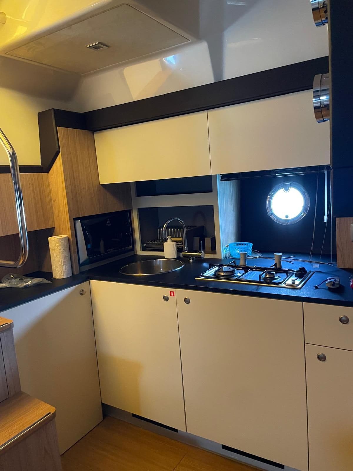2014 Cranchi M44 HT for Sale in Genoa, IT Express Cruiser 1