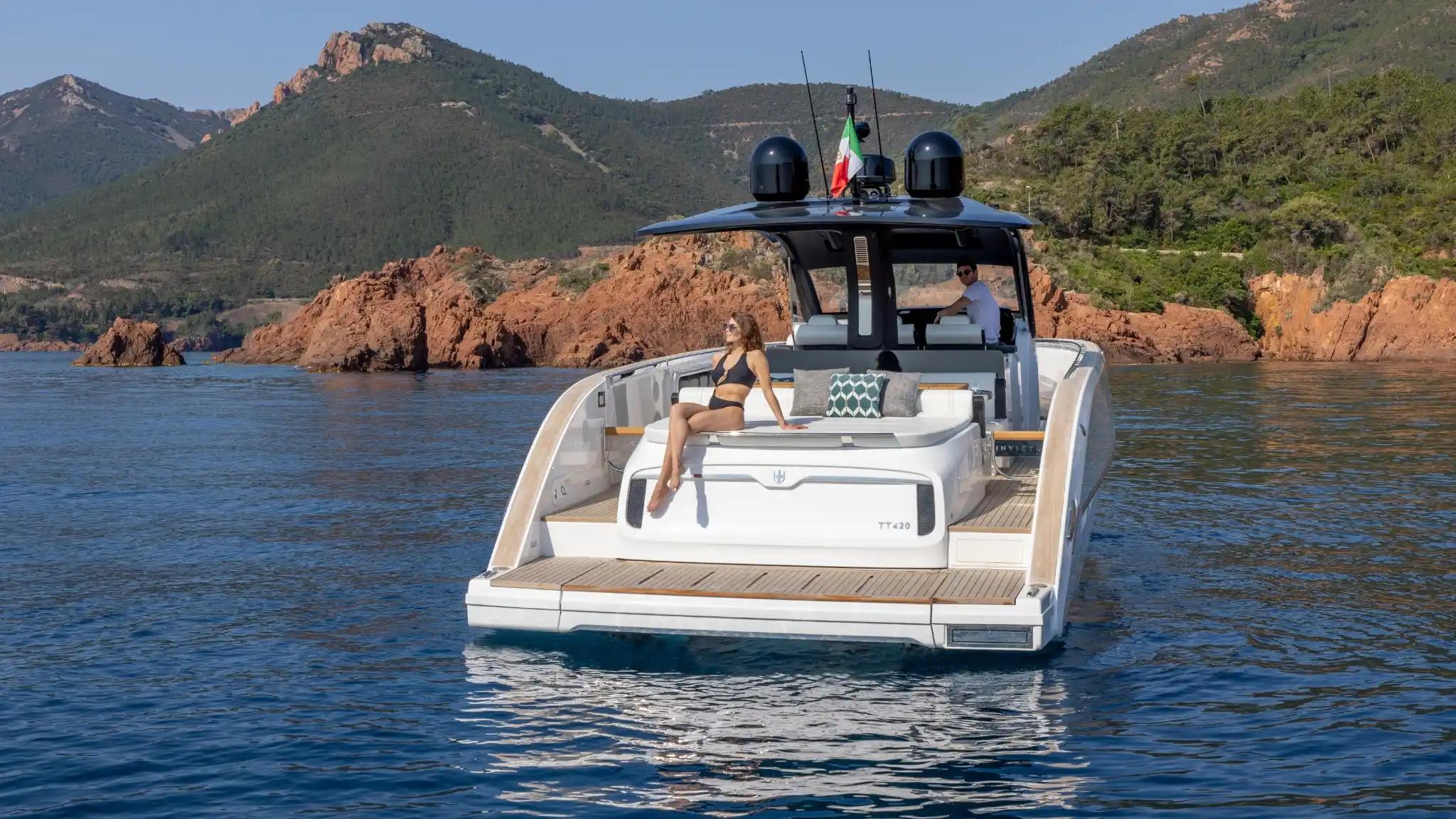 Invictus Yachts TT420 For Sale