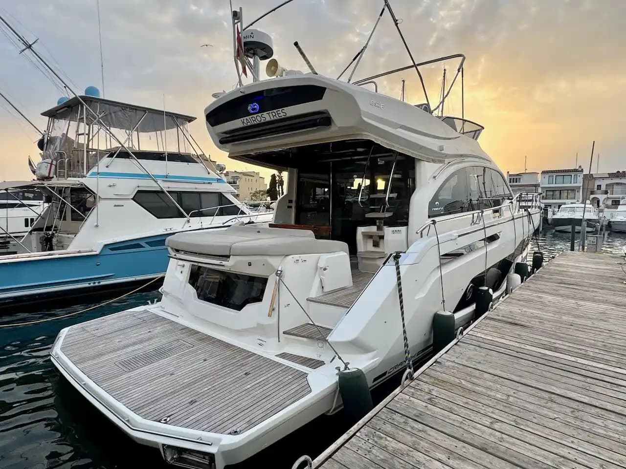 Cranchi E52 Fly for Sale