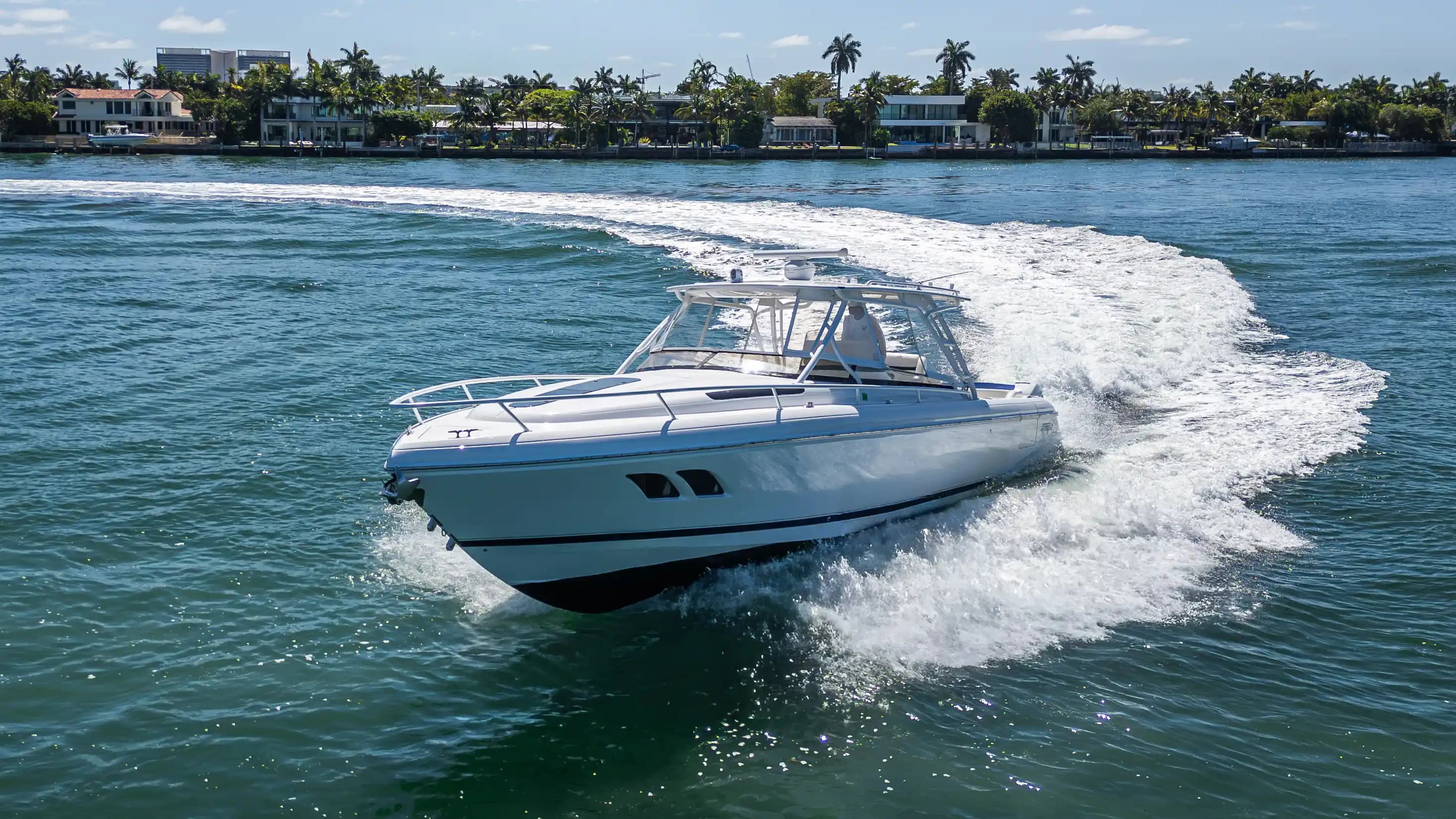 Intrepid Powerboats 400 Cuddy zum Verkauf